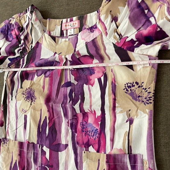 💰3 items for $25 🏷 Koi by Kathy Peterson Demi Scrub Top sz Small - Picture 12 of 14